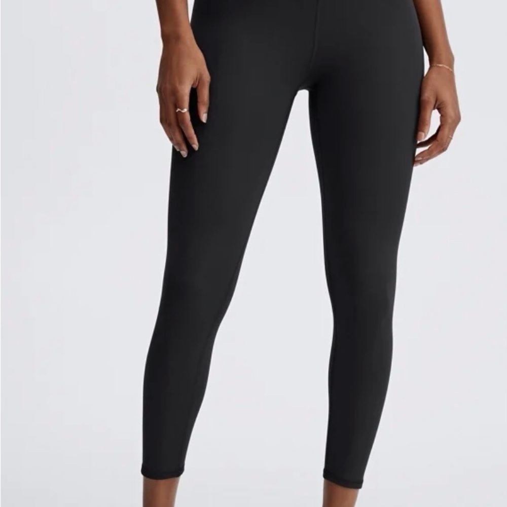 🎄SALE🎄 - Fabletics 7/8 Leggings
